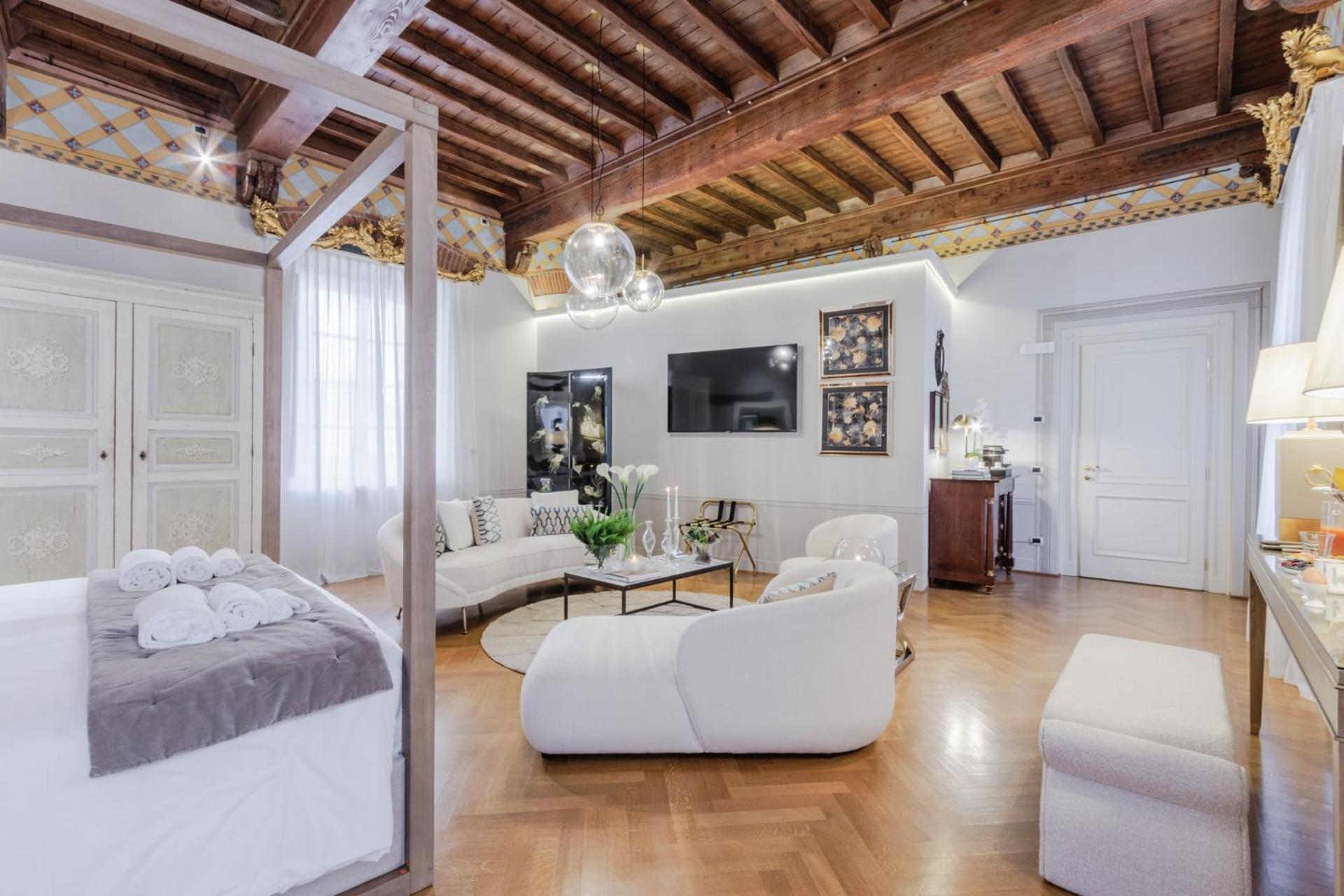 Lucca Heritage Retreat ภายนอก รูปภาพ